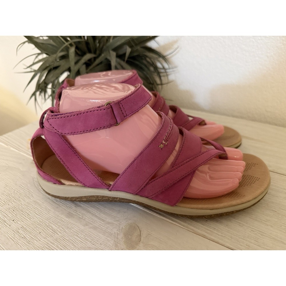 Acorn Outdoor Sandals Women Sz 9 Leather Hiking Walking Padded Non Slip Strappy